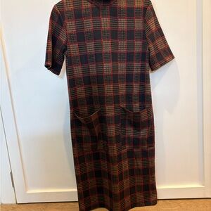 Chic vintage Plaid Midi Dress in Black and Red
